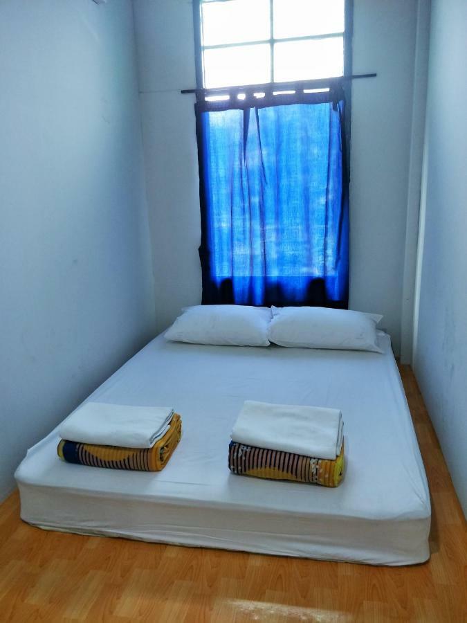 Meet Up Hostel 曼谷 外观 照片